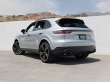 Used 2021 Porsche Cayenne image 3