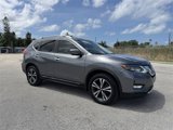 Used 2017 Nissan Rogue SL w/ SL Premium Package image 2