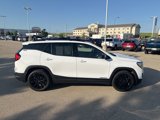 Used 2020 GMC Terrain SLE w/ Driver Convenience Package image 2