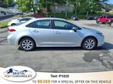 Used 2022 Toyota Corolla LE image 3