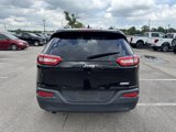 Used 2017 Jeep Cherokee Latitude w/ Comfort & Sound Group image 3
