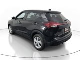 New 2024 Nissan Kicks S image 5