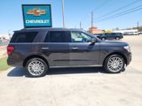 Used 2023 Ford Expedition Limited image 3