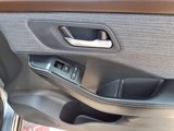 Used 2023 Nissan Rogue SV image 4