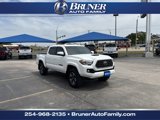 Used 2019 Toyota Tacoma TRD Sport w/ Technology Package image 3