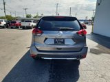 Used 2018 Nissan Rogue SV image 4