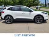 Used 2021 Ford Escape SE w/ SE Sport Appearance Package image 2