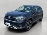 New 2024 Volkswagen Taos SE image 3