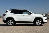 Used 2022 Jeep Compass Latitude image 3