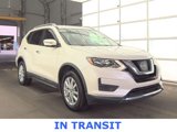 Used 2017 Nissan Rogue SV w/ SV Premium Package image 2