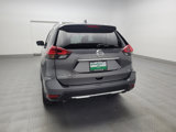 Used 2017 Nissan Rogue SL image 6