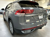 Used 2022 Volkswagen Atlas Cross Sport SE w/ Panoramic Sunroof Package image 5