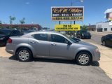 Used 2014 Dodge Avenger SE image 2