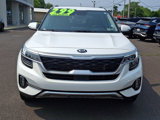 Certified 2021 Kia Seltos SX w/ SX Sunroof Package image 2
