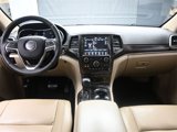Used 2018 Jeep Grand Cherokee Limited image 2