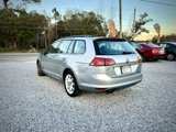 Used 2017 Volkswagen Golf SE image 2