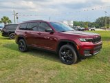 New 2025 Jeep Grand Cherokee L Laredo image 2