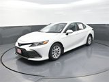 Used 2024 Toyota Camry LE image 3