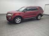 Used 2017 Ford Explorer XLT image 2