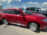 Used 2019 Mitsubishi Outlander 4WD Plug-In Hybrid image 2