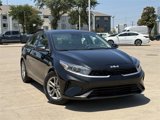 Used 2023 Kia Forte LXS w/ LXS Technology Package image 2