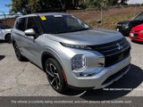 Used 2024 Mitsubishi Outlander SE image 3