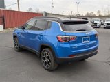 New 2025 Jeep Compass Limited image 4