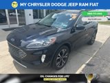 Used 2021 Ford Escape Titanium image 2