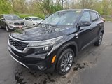 Certified 2023 Kia Seltos LX image 3