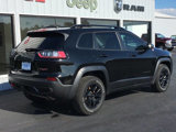 Used 2022 Jeep Cherokee Trailhawk w/ Comfort/Convenience Group image 3