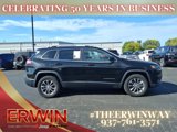 Used 2020 Jeep Cherokee Latitude Plus image 2