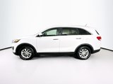 Used 2017 Kia Sorento LX image 4