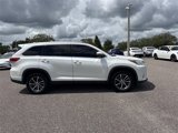Used 2019 Toyota Highlander XLE image 2