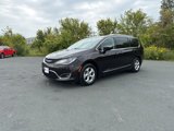 Used 2017 Chrysler Pacifica Touring-L Plus image 3