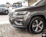 Used 2019 Jeep Cherokee Limited w/ Luxury Group image 5