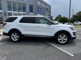Used 2016 Ford Explorer XLT w/ Equipment Group 202A image 3