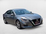 Used 2022 Nissan Altima 2.5 S image 3