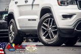 Used 2018 Jeep Grand Cherokee Limited image 2