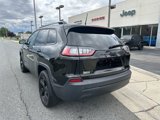 Used 2019 Jeep Cherokee Latitude Plus image 4