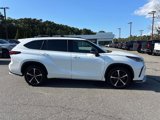 Used 2021 Toyota Highlander XSE image 2