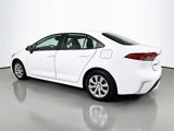 Used 2022 Toyota Corolla LE image 5