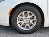 Used 2022 Chrysler Pacifica Touring-L image 3