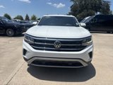Used 2022 Volkswagen Atlas Cross Sport SE image 2