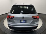 Used 2020 Volkswagen Tiguan SE w/ Panoramic Sunroof Package image 5