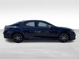 Used 2021 Toyota Camry SE image 6