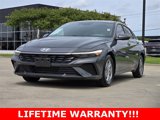 Used 2024 Hyundai Elantra SE image 2