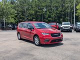 New 2025 Chrysler Pacifica Select image 3
