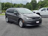 Used 2020 Chrysler Voyager Lxi image 2