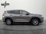 Used 2020 Hyundai Santa Fe SE image 2