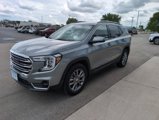 Used 2024 GMC Terrain SLT w/ Infotainment Package II image 4